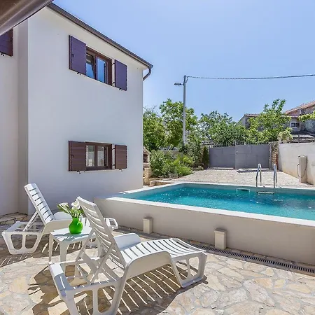 Villa Mala Hiza *